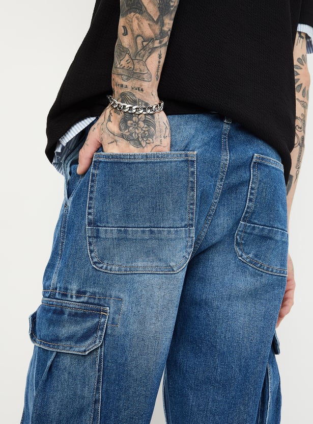 Classic Men’s Washed Loose Fit Cargo Denim Jeans with Minimal Stitching Detailing