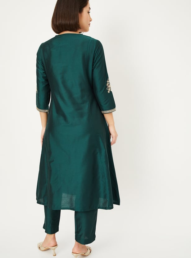 Trendy Ethnic Women’s Line Kurta Set with Beautiful Embroidery, Stylish Silhouette, and Coordinated Pants