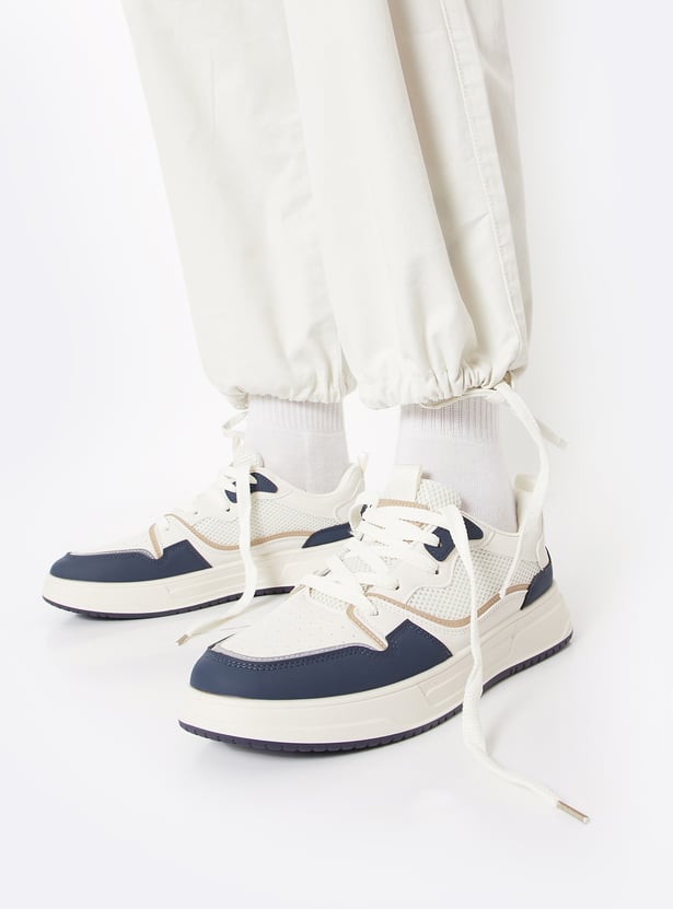 Stylish Men’s Colourblock Sneakers with Comfortable Cushioned Sole and Modern Design