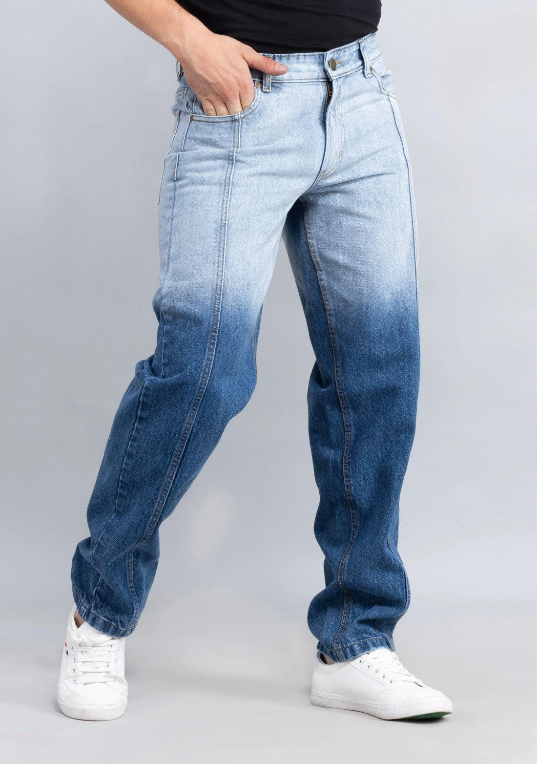 Durable Men’s Blue Straight Fit Jeans with Dual Shade Wash Design
