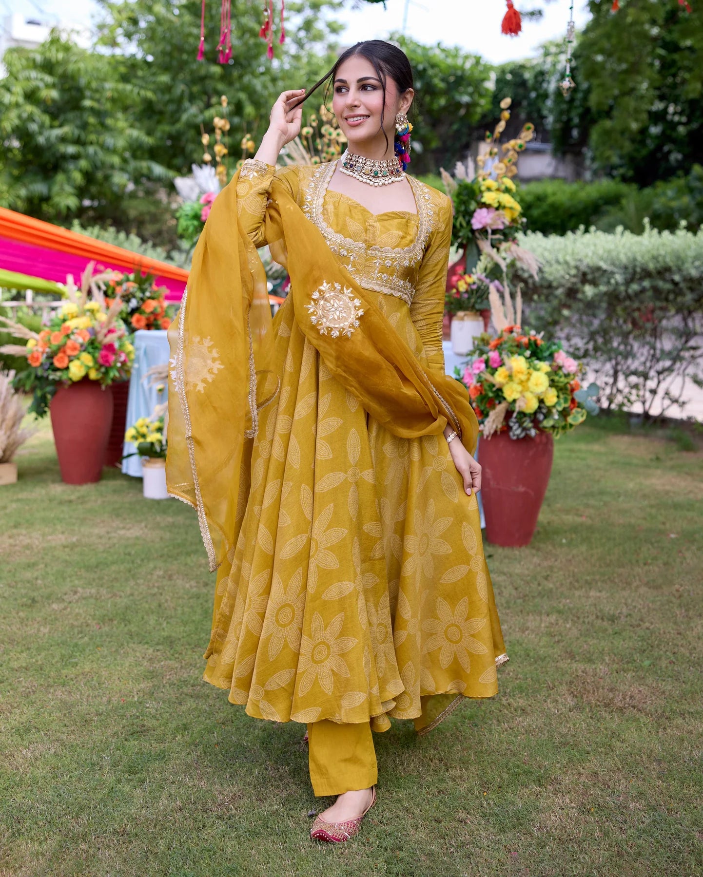 Ethnic Women’s Teela Mustard Bandhani Chanderi Suit Set with Premium Fabric, Stylish Design, and Traditional Appeal