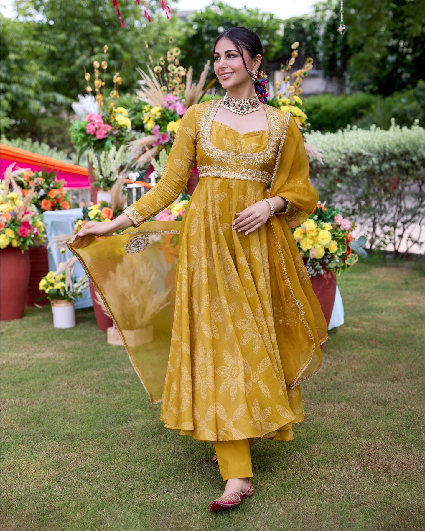 Ethnic Women’s Teela Mustard Bandhani Chanderi Suit Set with Premium Fabric, Stylish Design, and Traditional Appeal