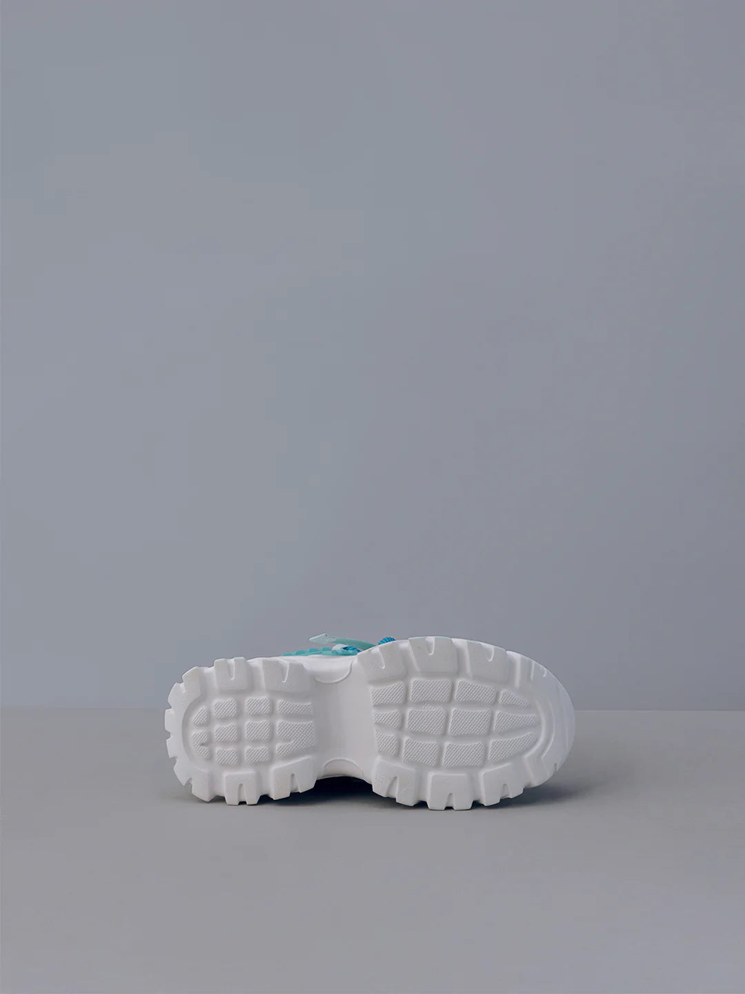 Elegant Womens Teal Envi Victori Sneakers with Breathable Upper and Cushioned Fit