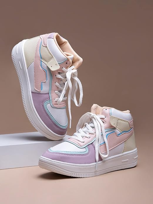 Versatile Women Sneaker Shoes Ideal for Sports Travel and Daily Wear