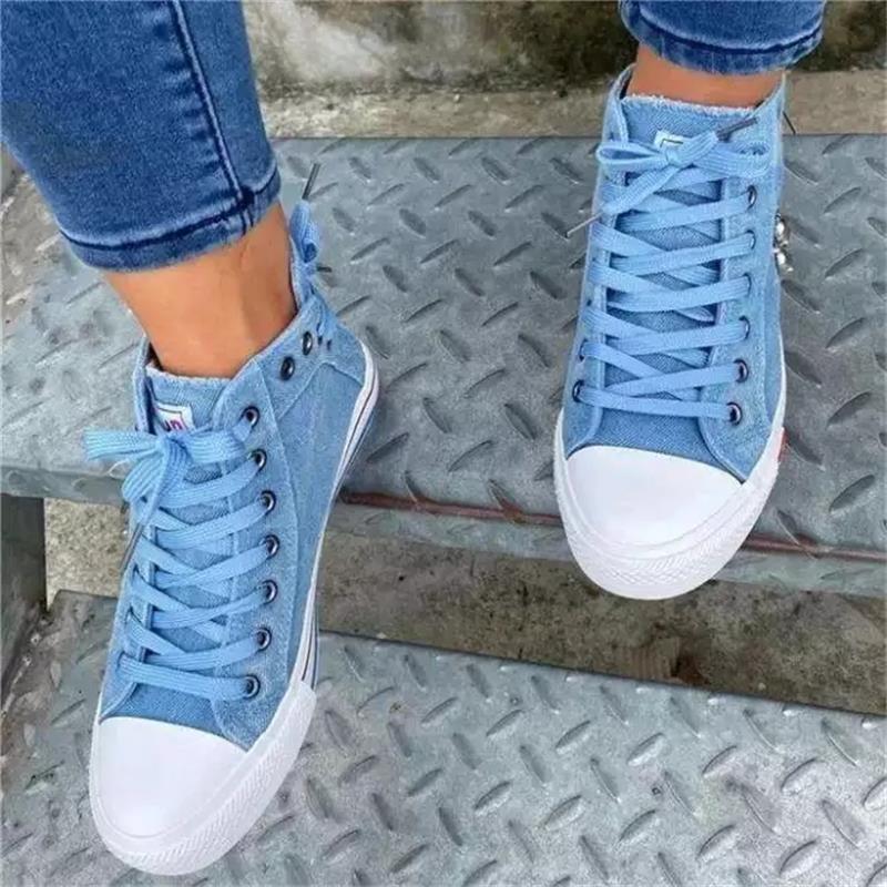 Fashion Women’s High-Top Denim Sneakers Comfortable Flat Heel Lace-Up Shoes with Round Toe and Skull Metal Decoration