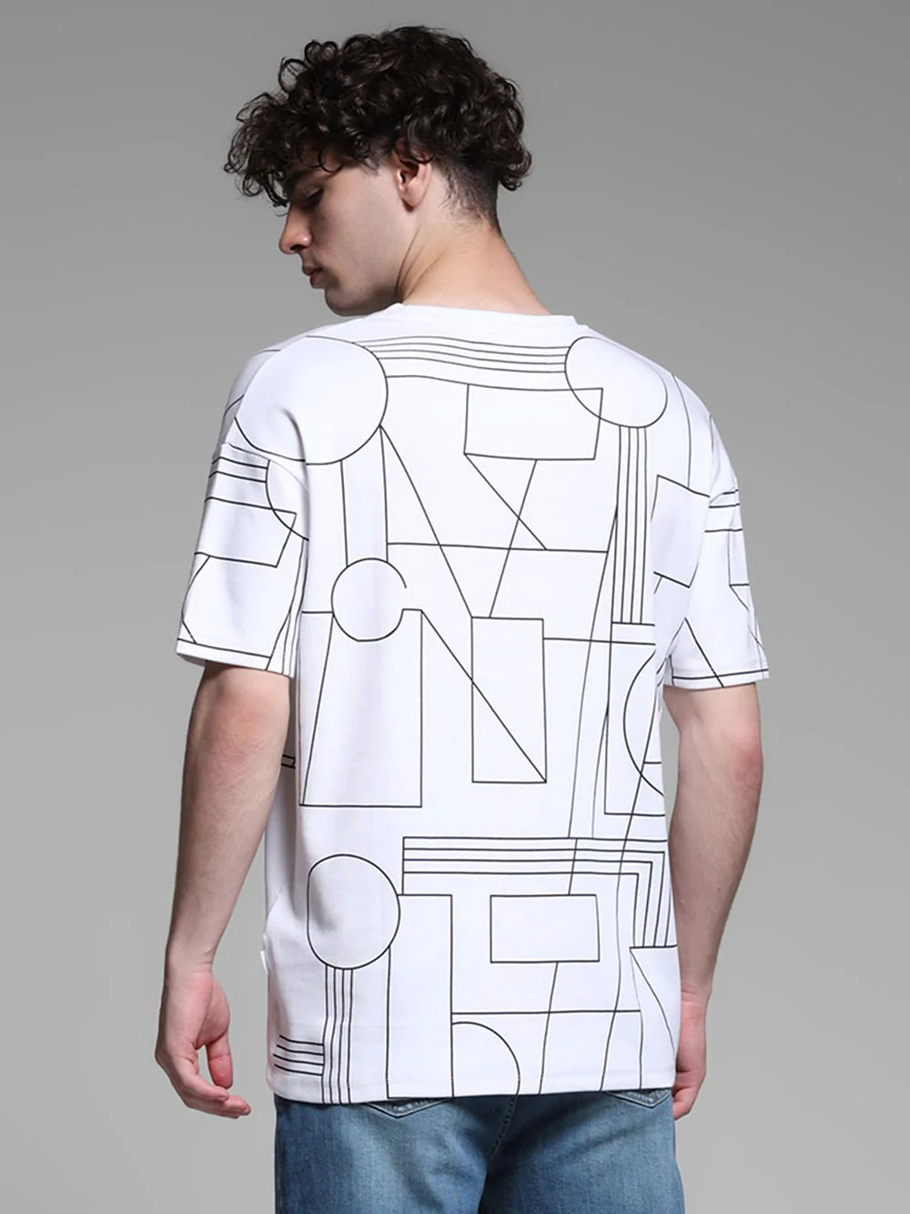 Classic White Oversized T Shirt for Men with Printed Graphics Perfect for Daily Casual Outfits and Relaxed Style