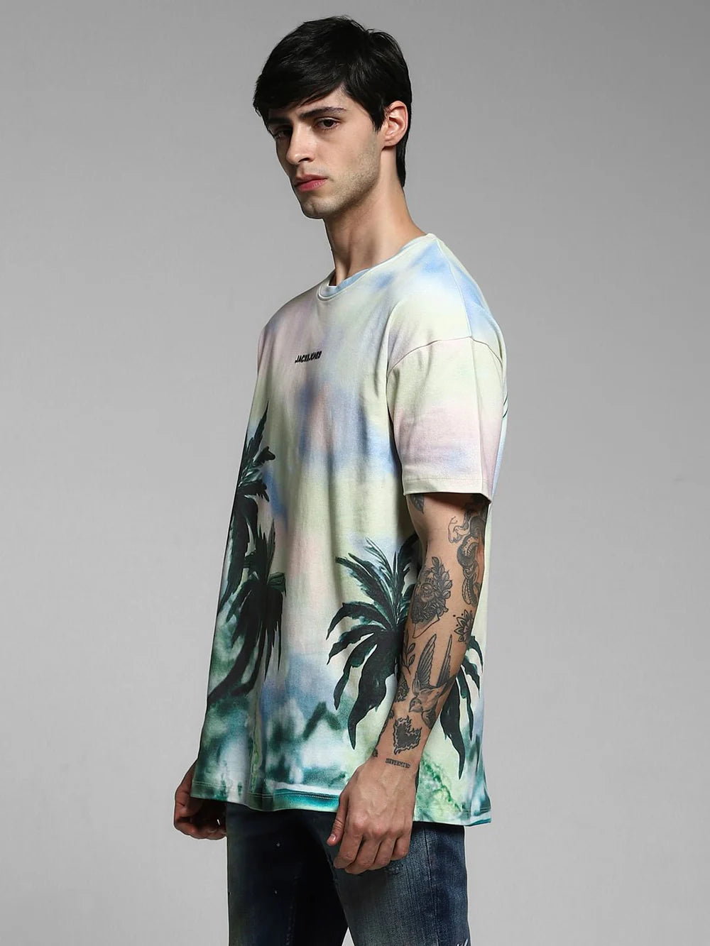 Light Yellow Tropical Print Oversized T-Shirt Men’s Trendy Casual Streetwear Look