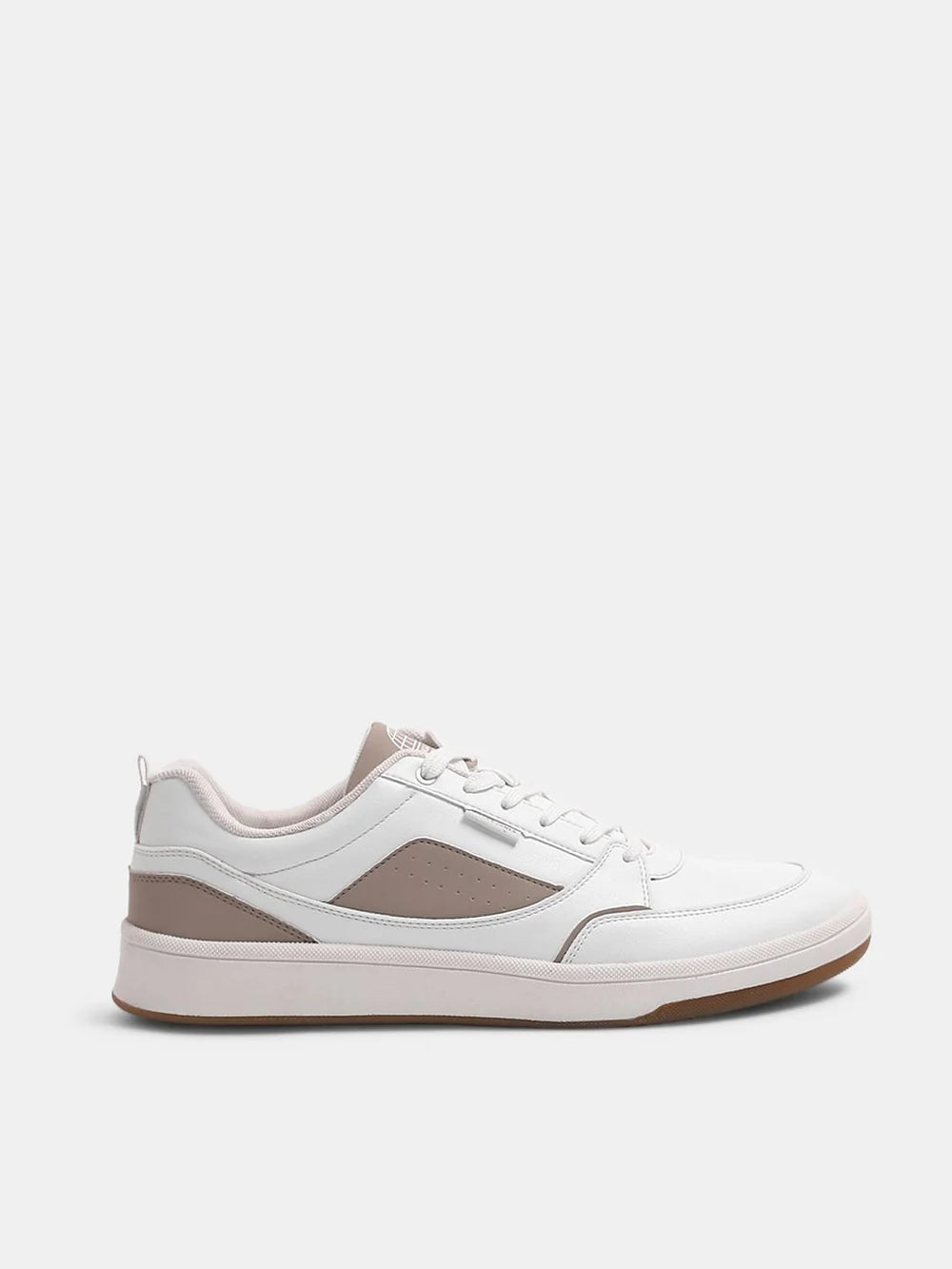 Timeless Men’s White PU Casual Sneakers with Comfortable Fit and Versatile Wearability