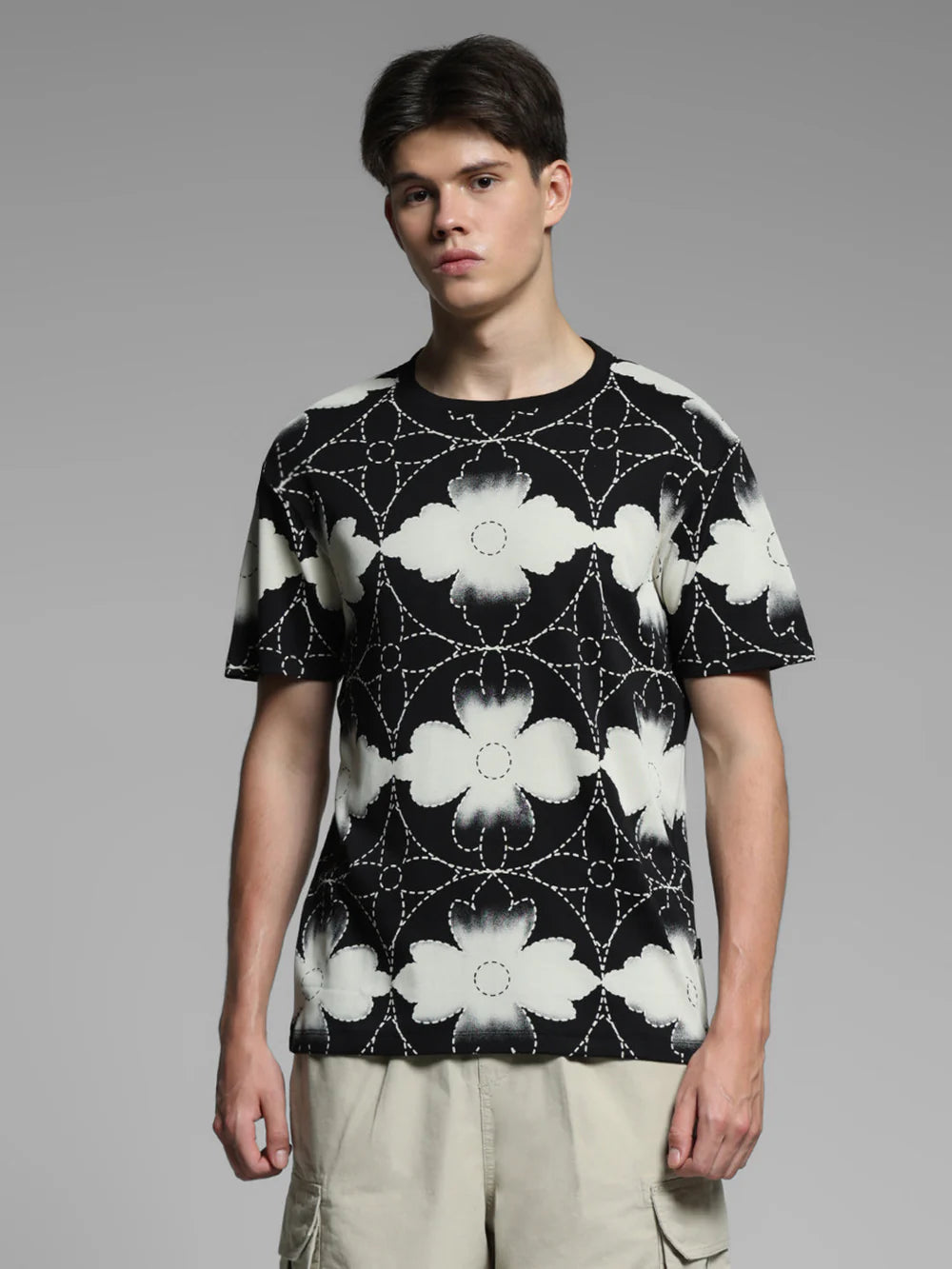 Men Oversized T Shirt with Back Print Made from Soft Cotton Blend for Maximum Comfort and Trendy Look