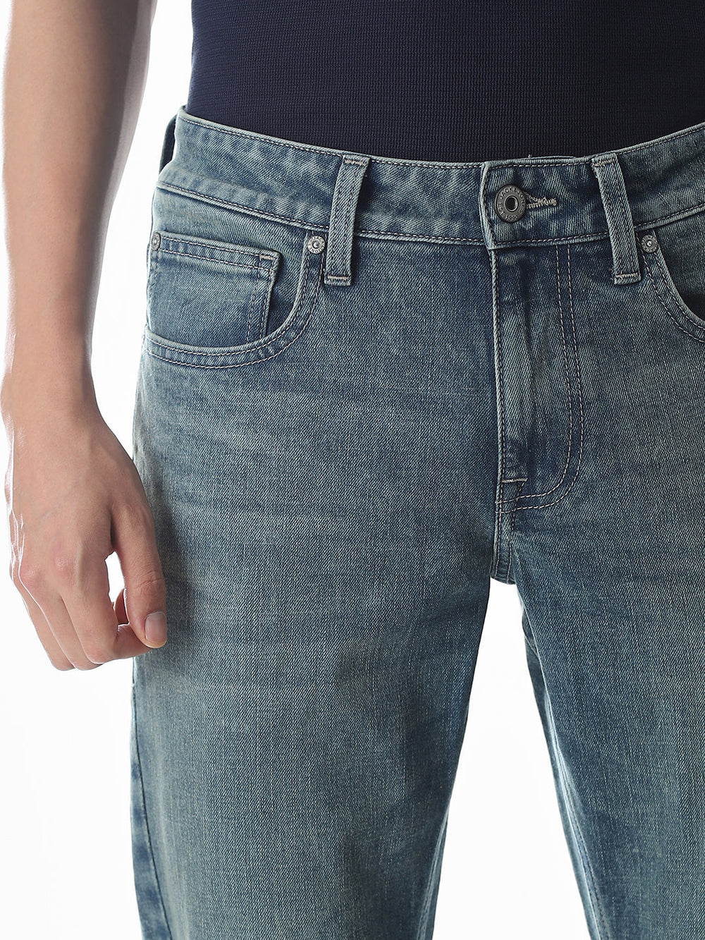 Contemporary Men’s Cropped Brak Slim Fit Jeans in Classic Blue Denim with Sleek Design
