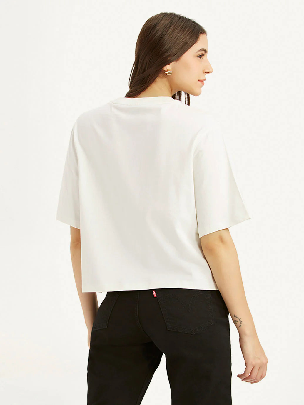 Comfortable Women’s Boxy T-Shirt Featuring Modern Graphic Design for Work, Street, and Lounge Wear