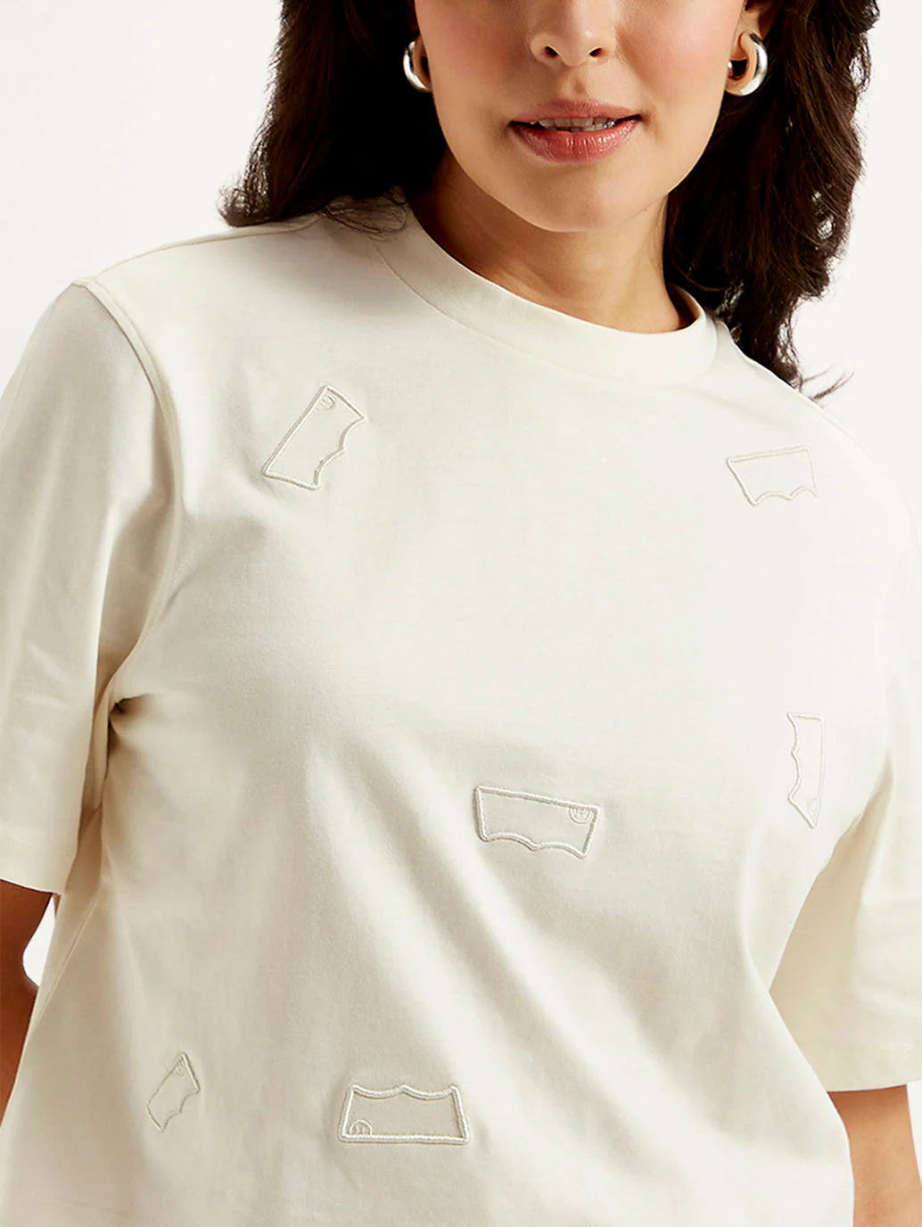 Women’s Oversized Boxy T-Shirt with Brand Logo – Stylish and Relaxed Fit
