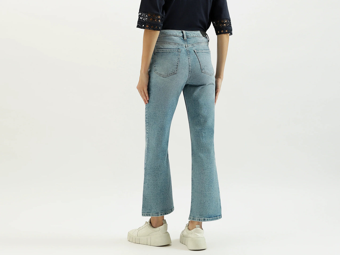 Fashion Forward Solid Bootleg Jeans with Classic Blue Wash
