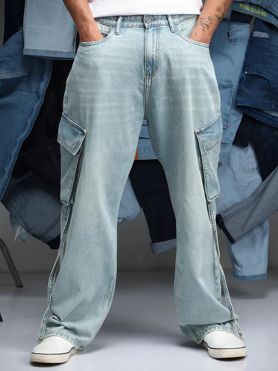 Versatile Men’s Baggy Utility Denim Jeans with Functional Design and Relaxed Fit