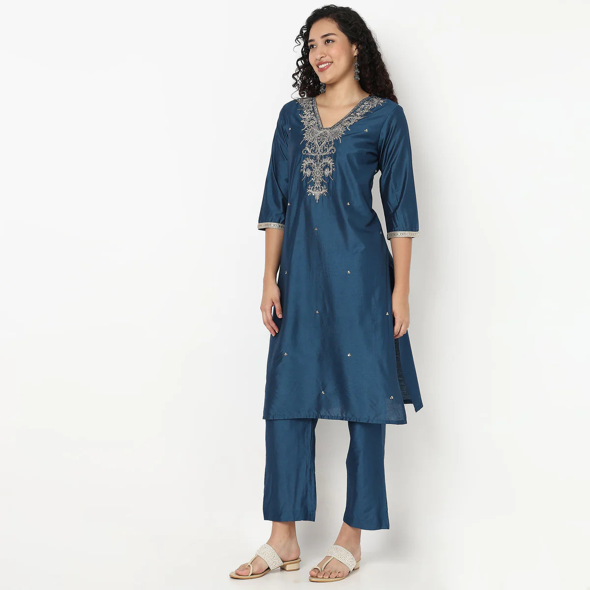 Casual and Party Ready Women’s Kurta and Pant Set with Exquisite Embroidery and Matching Dupatta