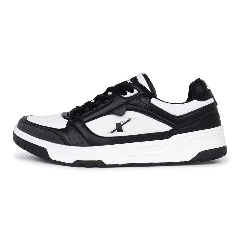 Contemporary Men’s Sneakers with Sleek Modern Silhouette and Lightweight Construction