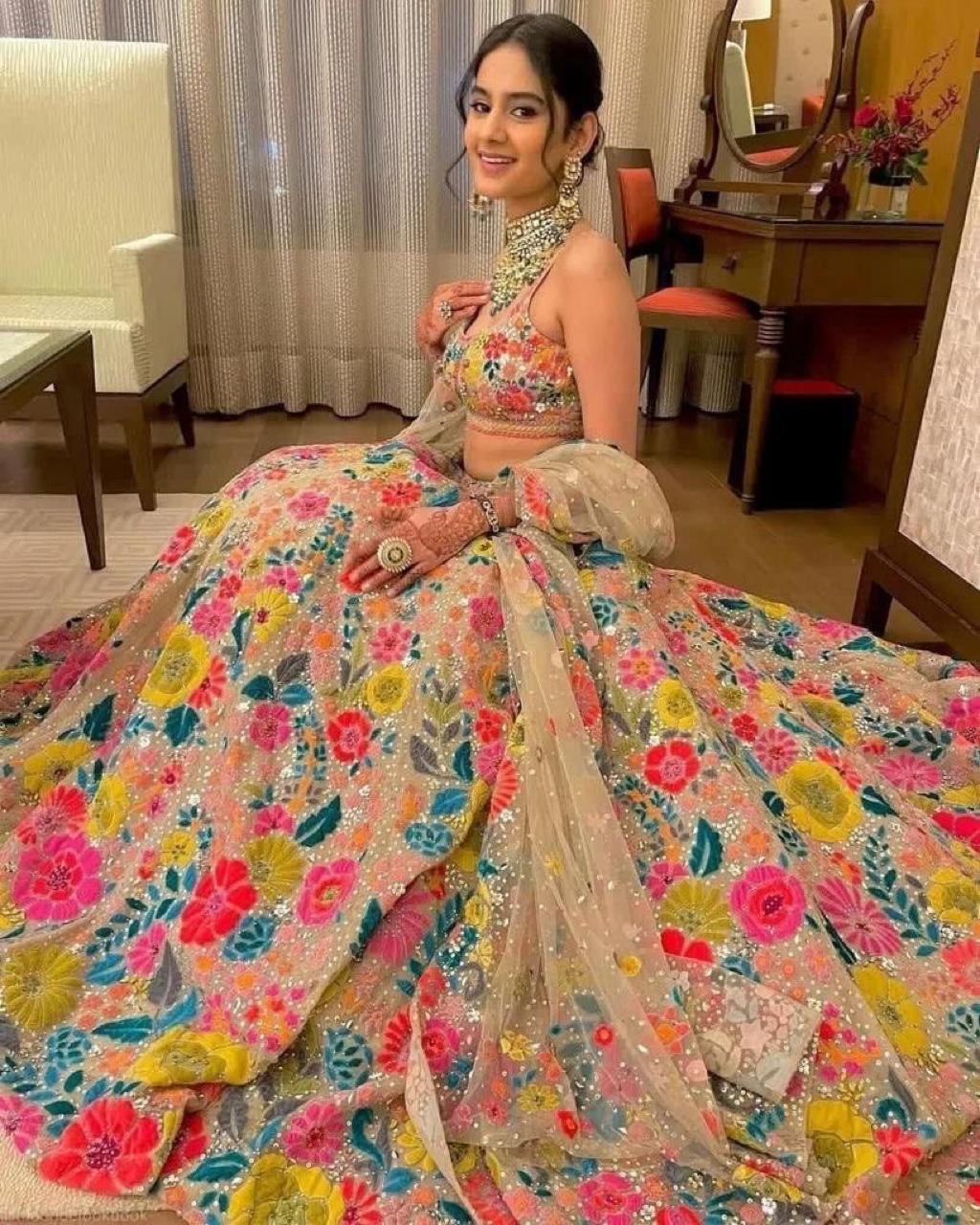 Gorgeous Wedding Wear Lehenga Choli Dupatta Set Featuring Exquisite Embellishments for Brides and Festive Dressing