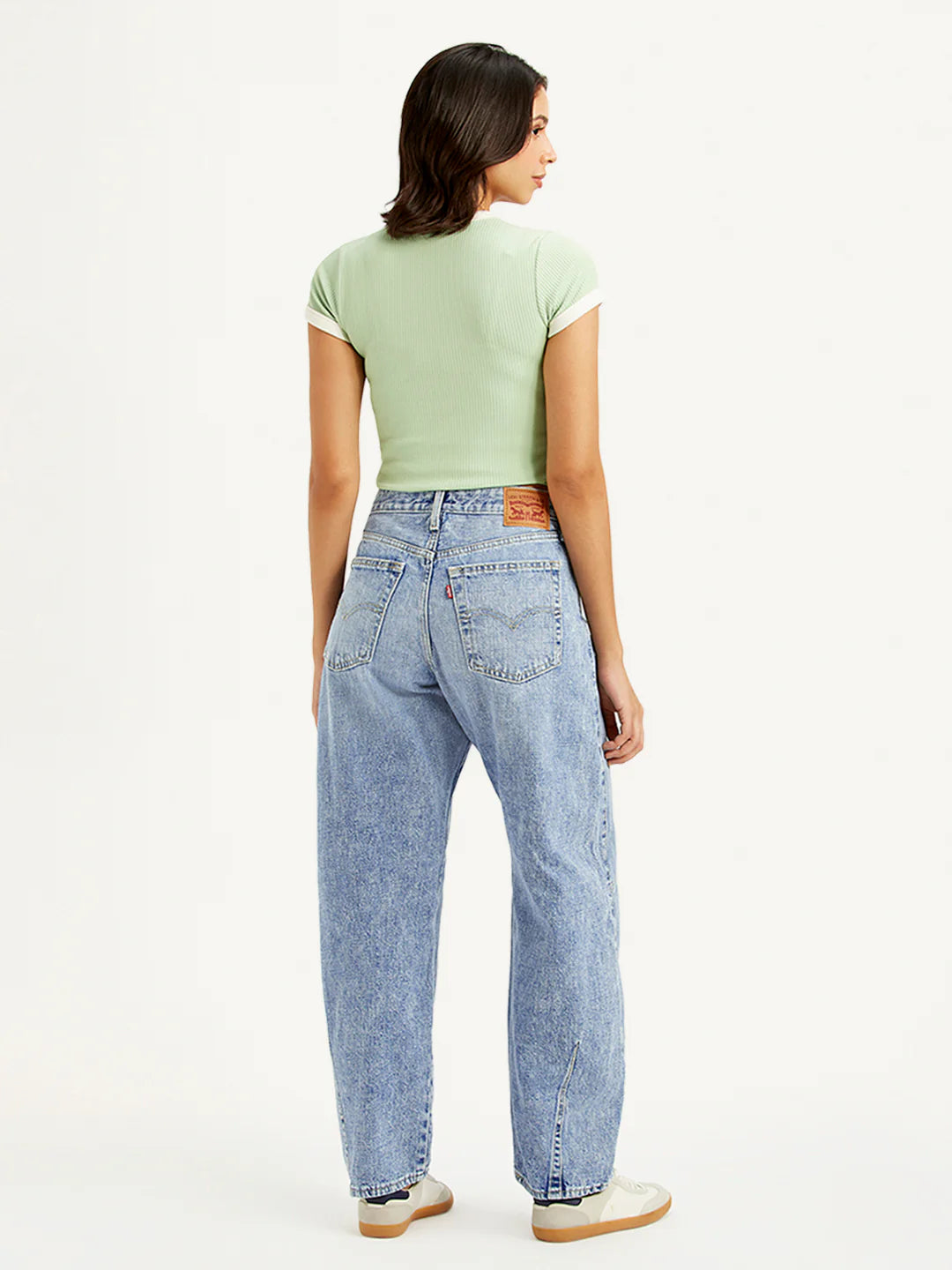 Relaxed Womens Light Blue Baggy Dad Jeans with Mid Rise Waist and Barrel Fit Perfect for Travel and Lounge