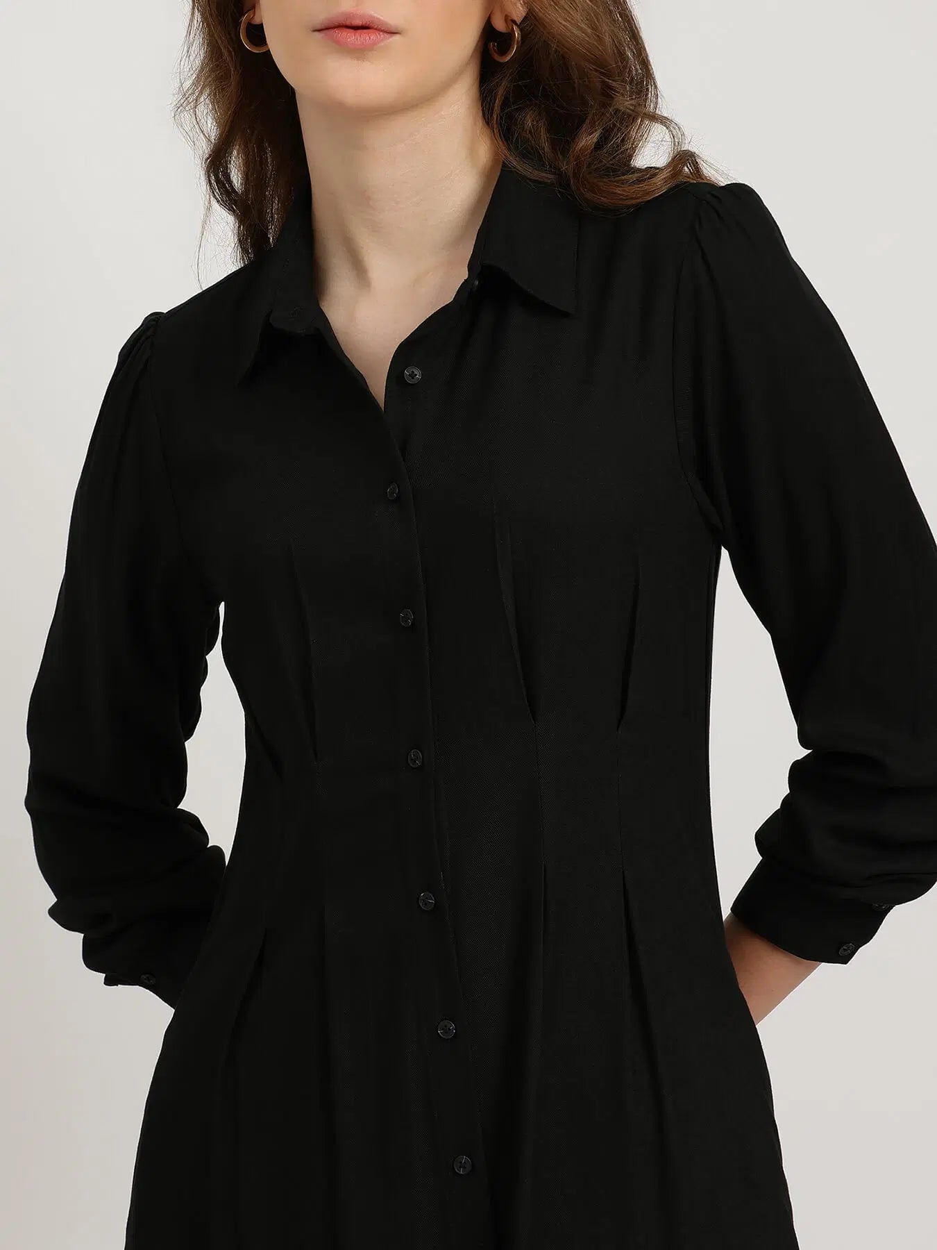 Classic Black Buttondown Shirt Dress for Women Perfect for Casual, Workwear, and Evening Fashion