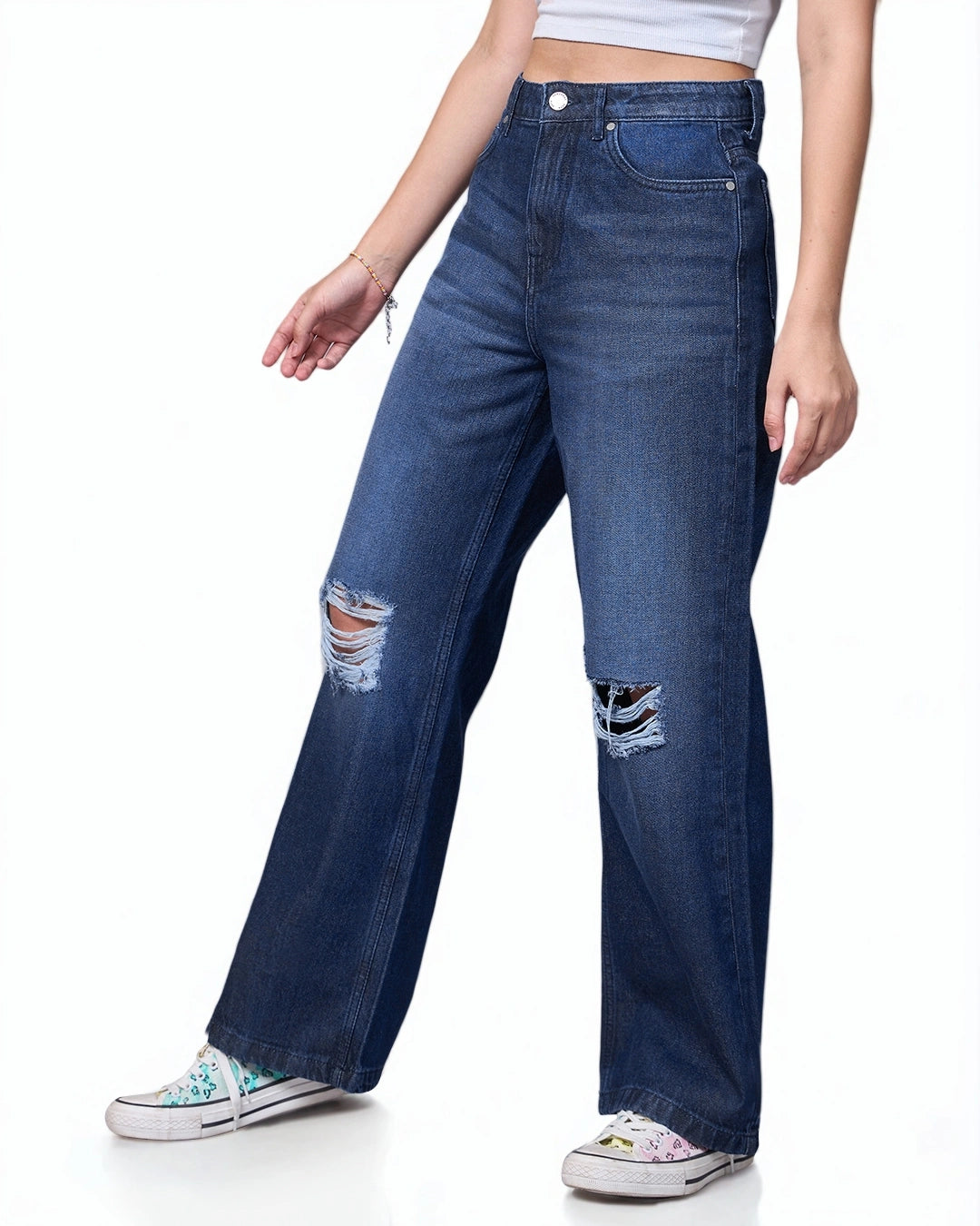 Comfortable Women Blue Washed Baggy Distressed Jeans with Relaxed Fit Design