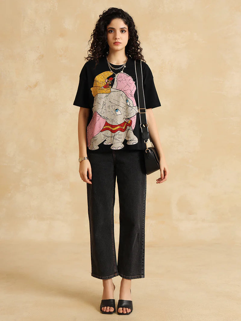 Relaxed Fit Women’s T-Shirt Featuring Cute Dumbo Artwork for Casual and Lounge Looks