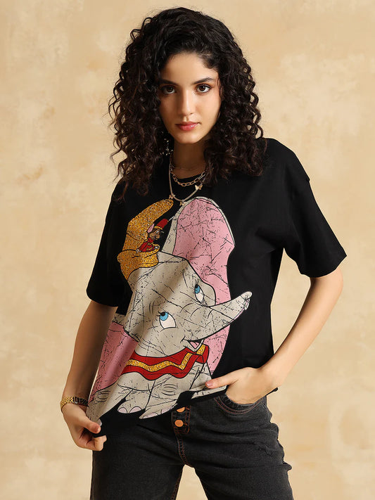 Relaxed Fit Women’s T-Shirt Featuring Cute Dumbo Artwork for Casual and Lounge Looks