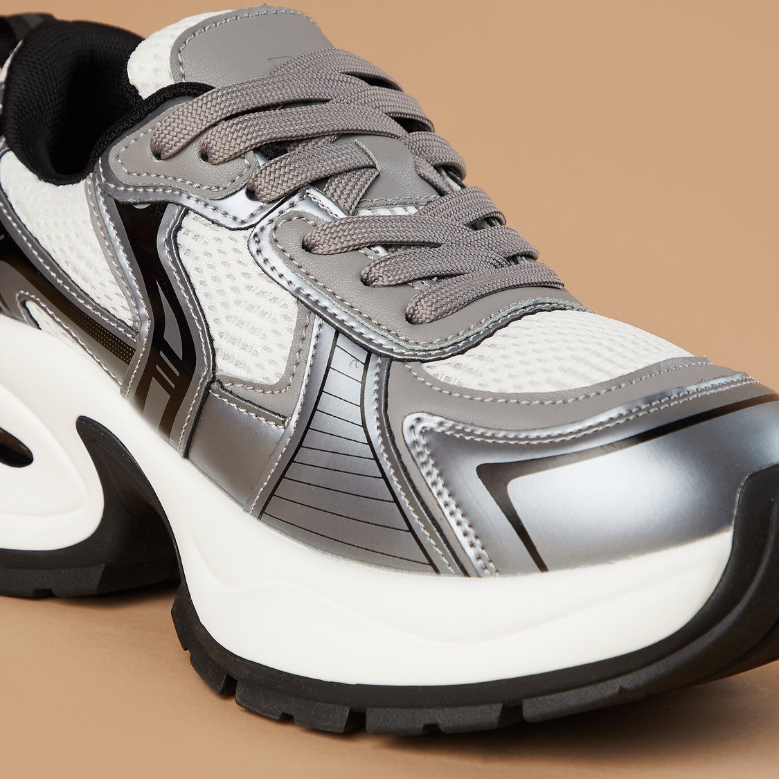 Contemporary Colourblock High-Top Sneakers Lightweight Comfortable Fashion Sneakers