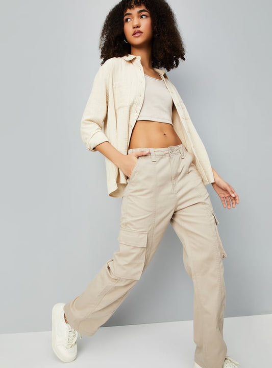 Stylish Women Solid Cargo Jeans Designed for Streetwear Travel and Outdoor Comfort