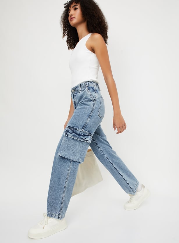 Relaxed Women Washed Cargo Denim Jeans with Modern Utility Appeal for Casual Dressing
