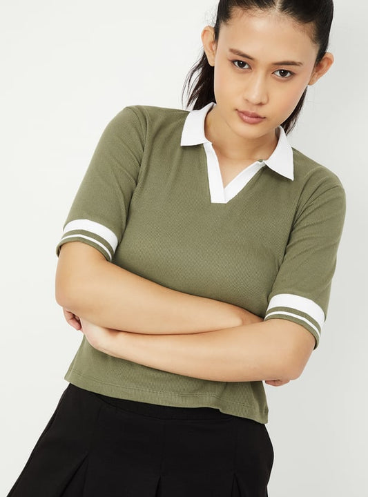 Modern Women Ribbed Sports Polo T Shirt with Short Sleeves for a Chic Athletic Look