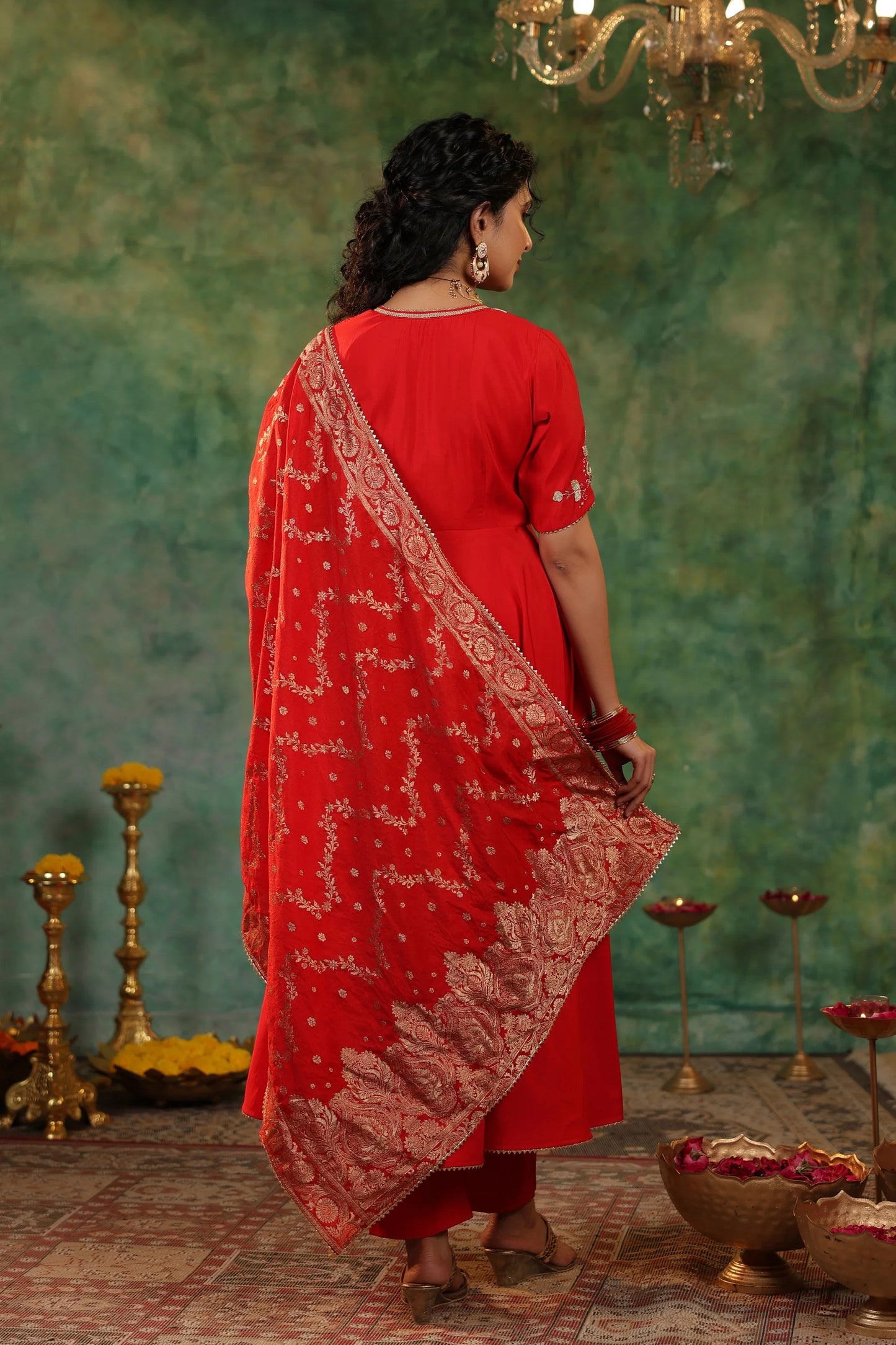 Luxury Designer Embroidered Suit Set with Heavy Dupatta Perfect for Wedding Functions