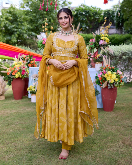 Ethnic Women’s Teela Mustard Bandhani Chanderi Suit Set with Premium Fabric, Stylish Design, and Traditional Appeal