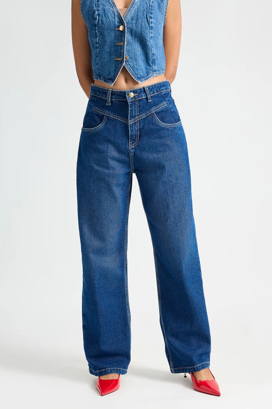 Elegant Women Dark Blue Straight Fit Fish Cut Jeans Perfect for Work and Weekend Styling