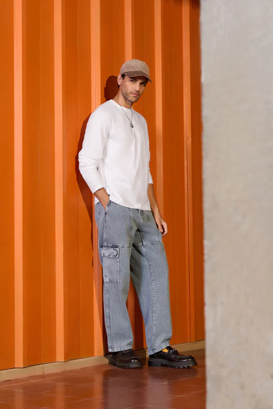 Relaxed Fit Men’s Grey Anti-Fit Cargo Denim with Washed Effect