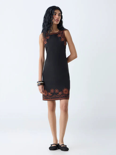 Timeless Black Shift Dress with Cotton Blend Fabric and Embroidery