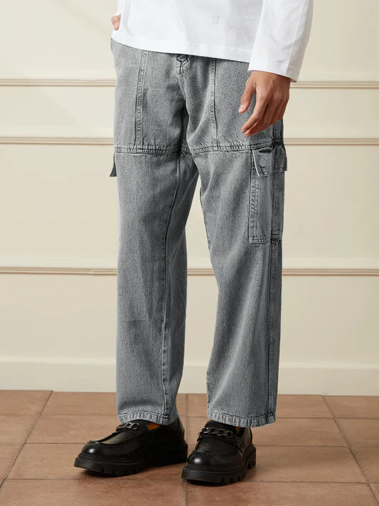 Relaxed Fit Men’s Grey Anti-Fit Cargo Denim with Washed Effect