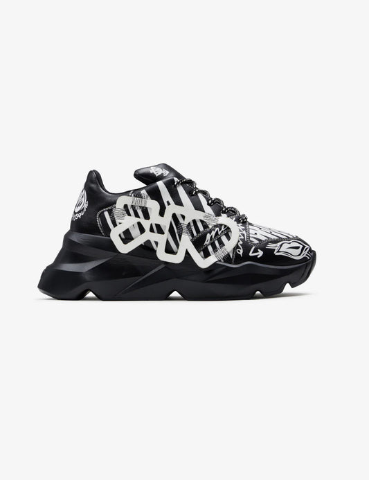 Trendy Men’s Black Graphic Chunky Sneakers Perfect for Casual Streetwear and Everyday Outfits