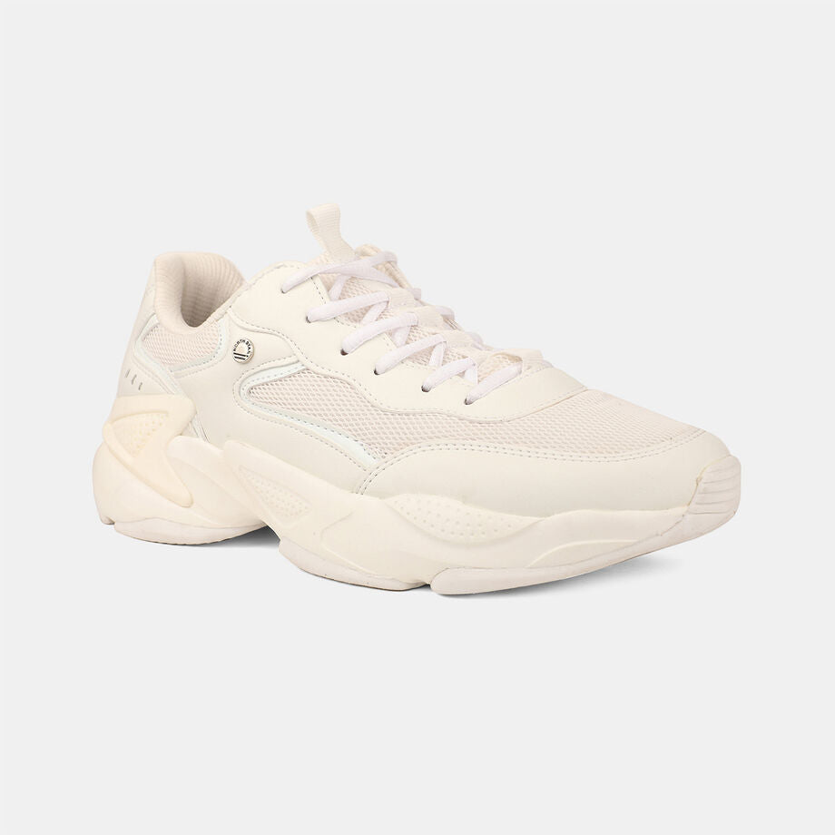 Fashionable Men’s White Lace Up Sports Sneakers with Cushioned Footbed for Maximum Comfort