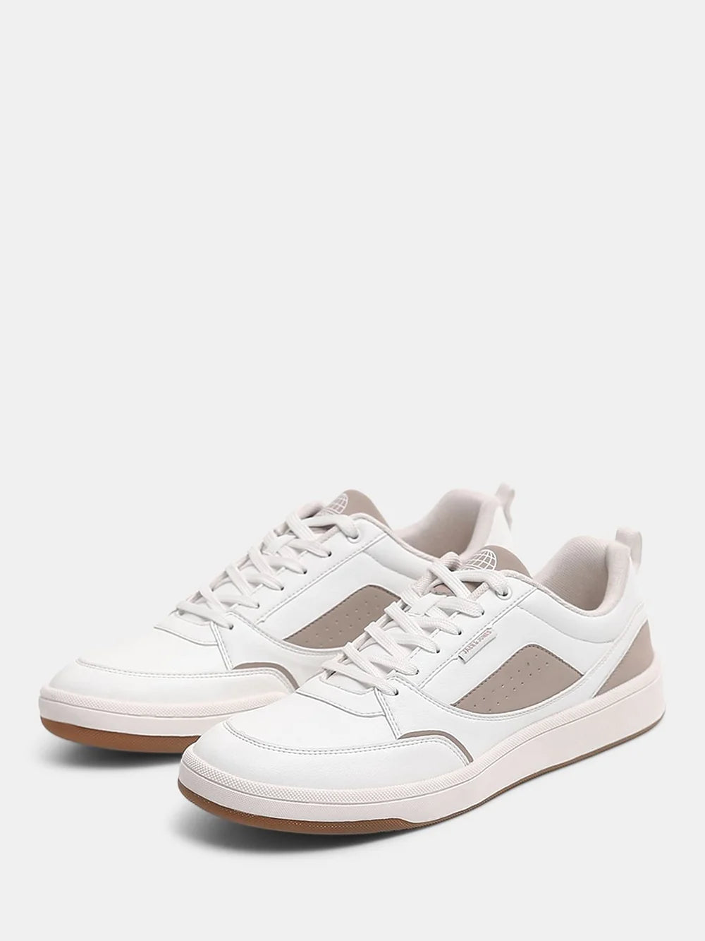 Timeless Men’s White PU Casual Sneakers with Comfortable Fit and Versatile Wearability