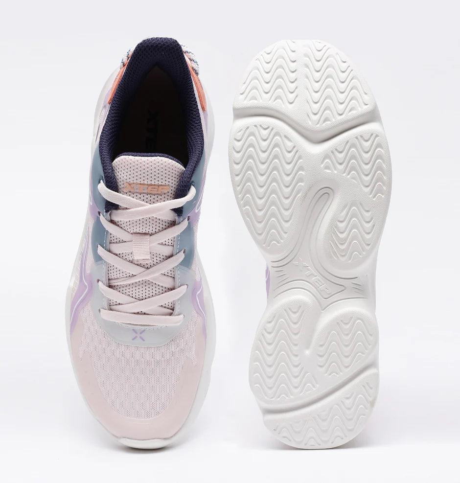 Elegant Women’s Sneakers in Woven Pattern for Casual Outfits