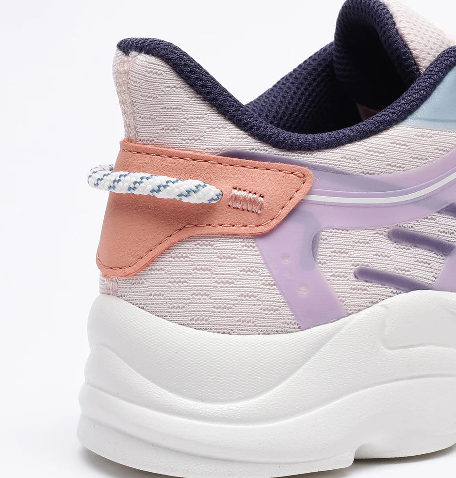 Elegant Women’s Sneakers in Woven Pattern for Casual Outfits
