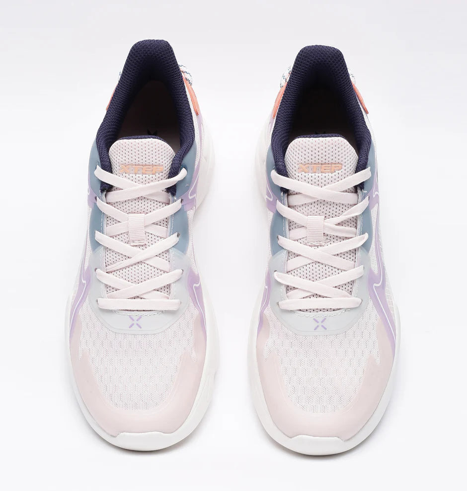 Elegant Women’s Sneakers in Woven Pattern for Casual Outfits