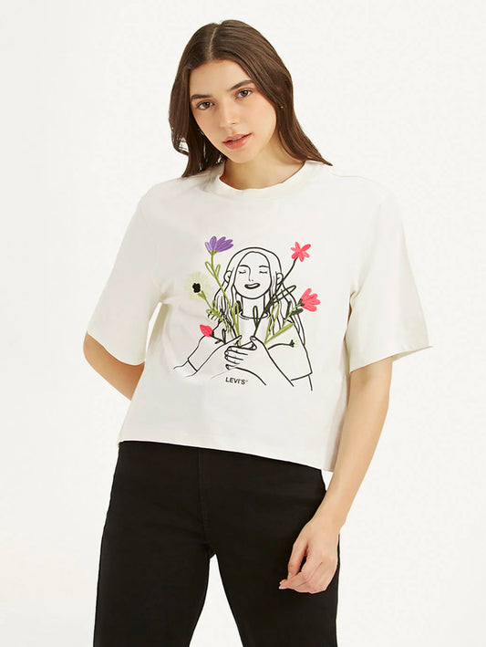 Comfortable Women’s Boxy T-Shirt Featuring Modern Graphic Design for Work, Street, and Lounge Wear