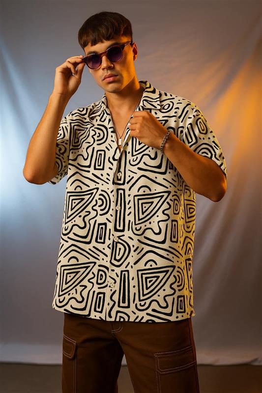 Streetwear Oversized White Black Camp Collar Shirt All Over Print