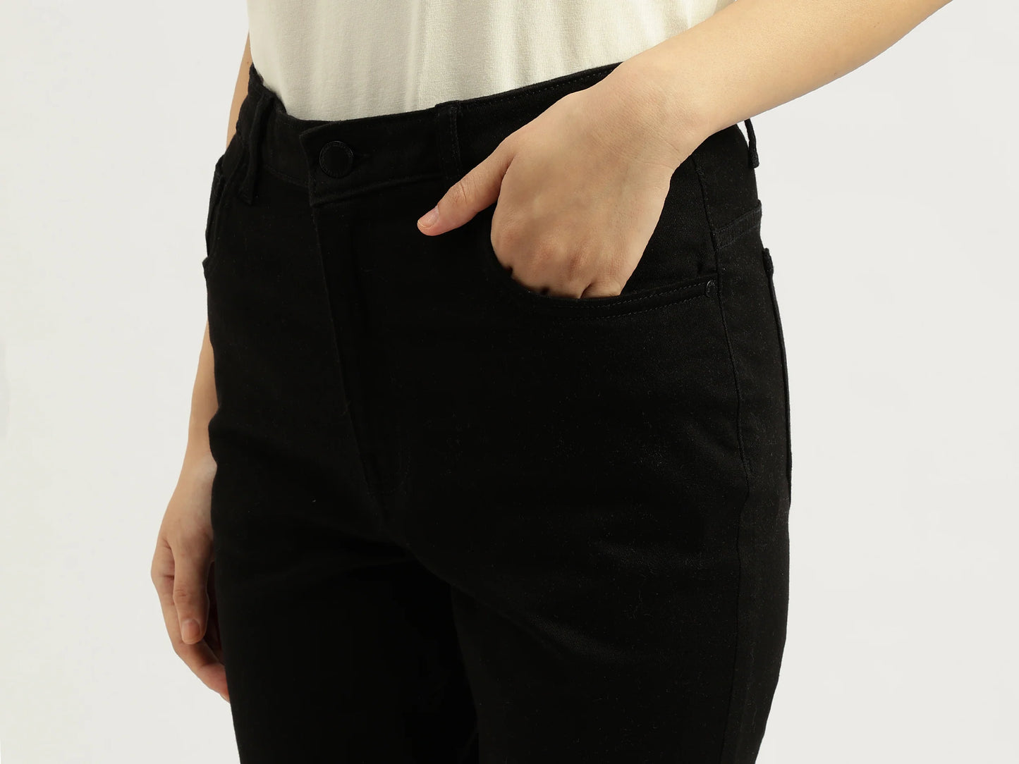 Casual Solid Boot Leg Fit Jeans Perfect for Work and Weekend Wear