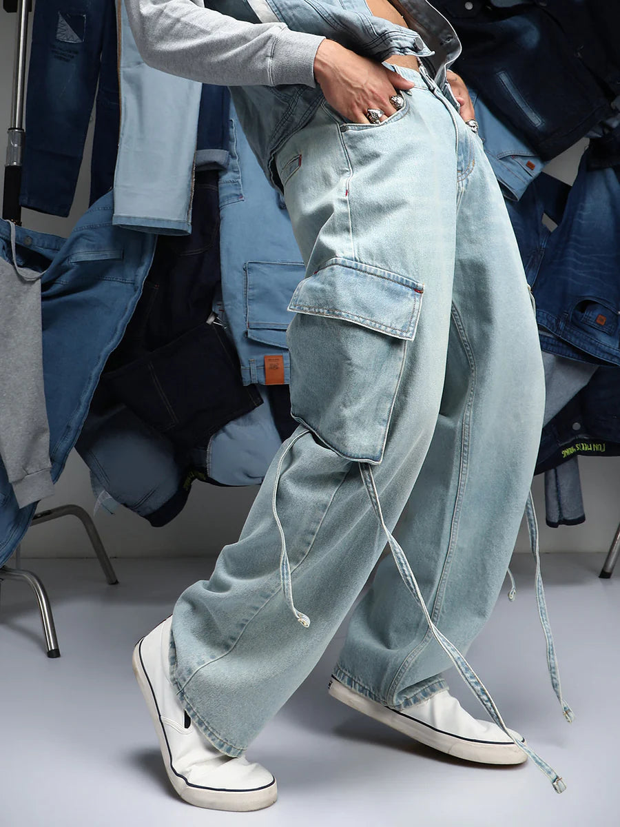 Versatile Men’s Baggy Utility Denim Jeans with Functional Design and Relaxed Fit