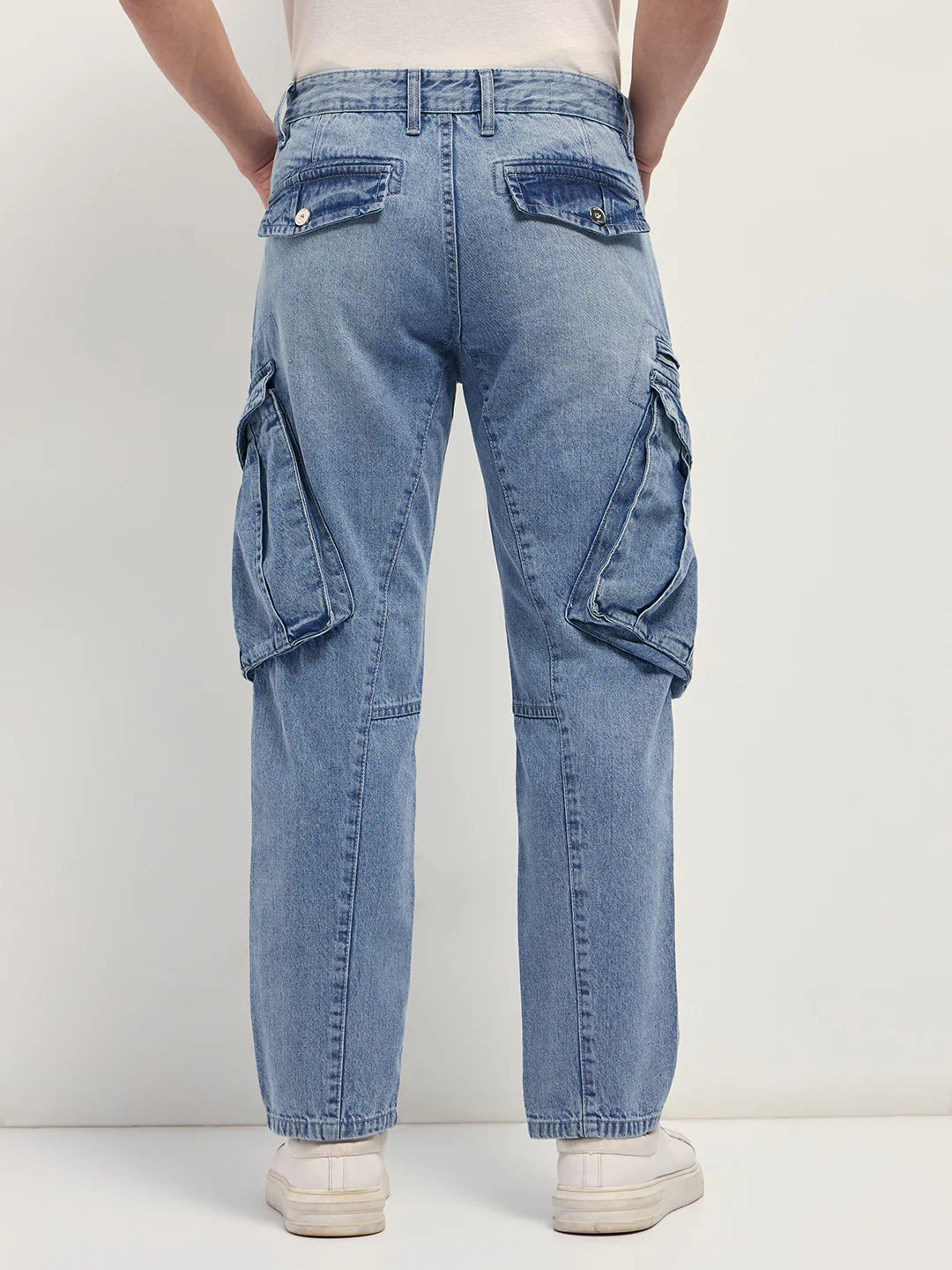 Versatile Light Blue Mid-Rise Straight Fit Cargo Jeans with Multiple Utility Pockets