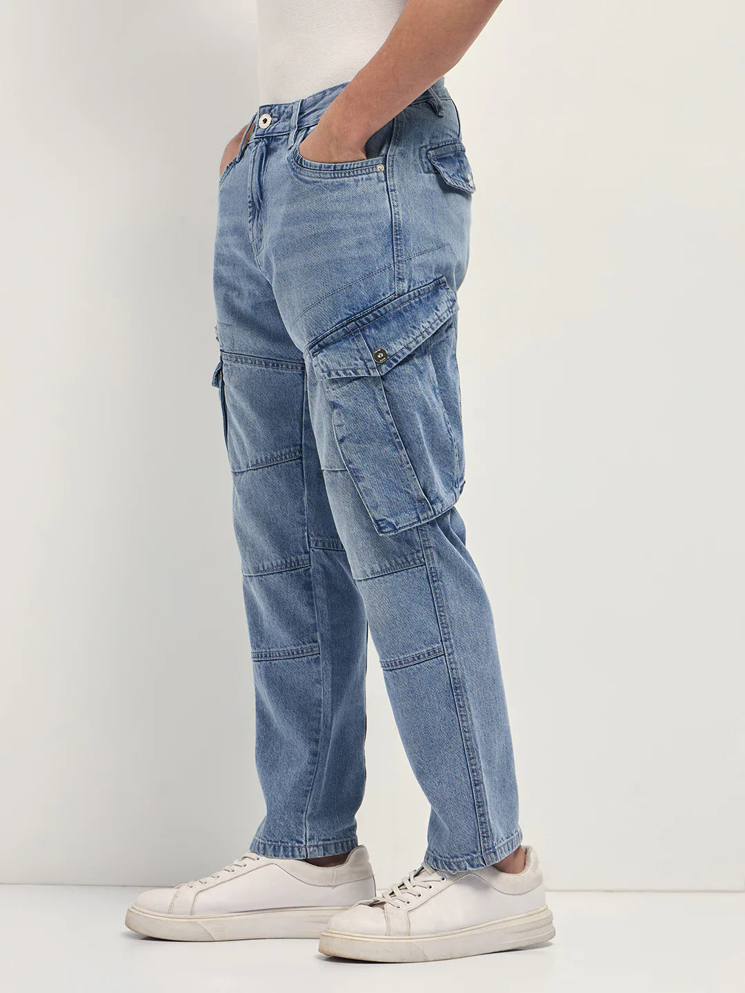 Versatile Light Blue Mid-Rise Straight Fit Cargo Jeans with Multiple Utility Pockets