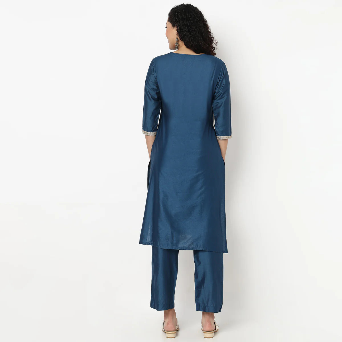 Casual and Party Ready Women’s Kurta and Pant Set with Exquisite Embroidery and Matching Dupatta
