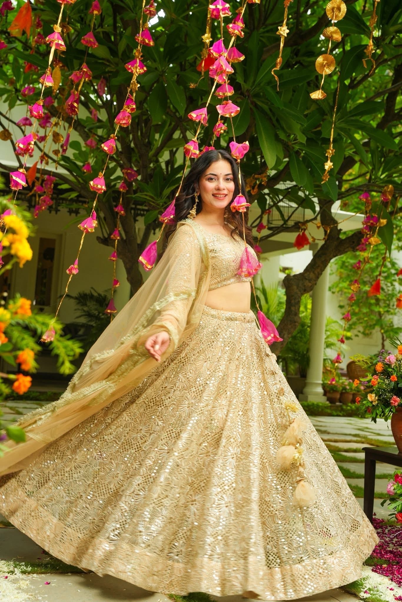 Royal Gildessa Heavy Lehenga Set – Designer Wedding and Reception Outfit